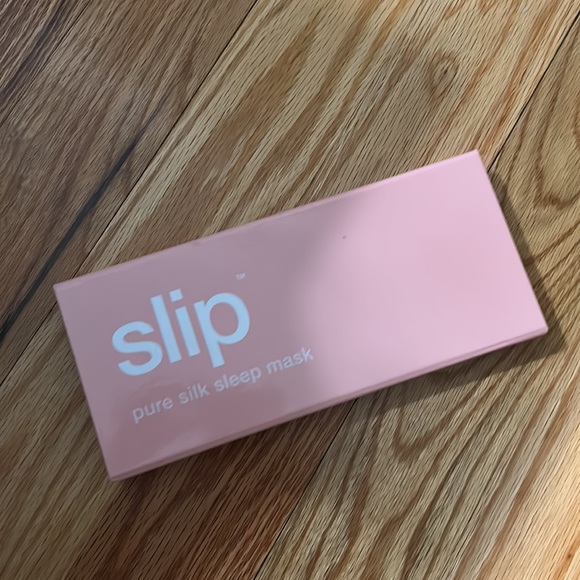 NIB Slip Pure Silk Sleepmask Pink Z439 - Picture 2 of 2